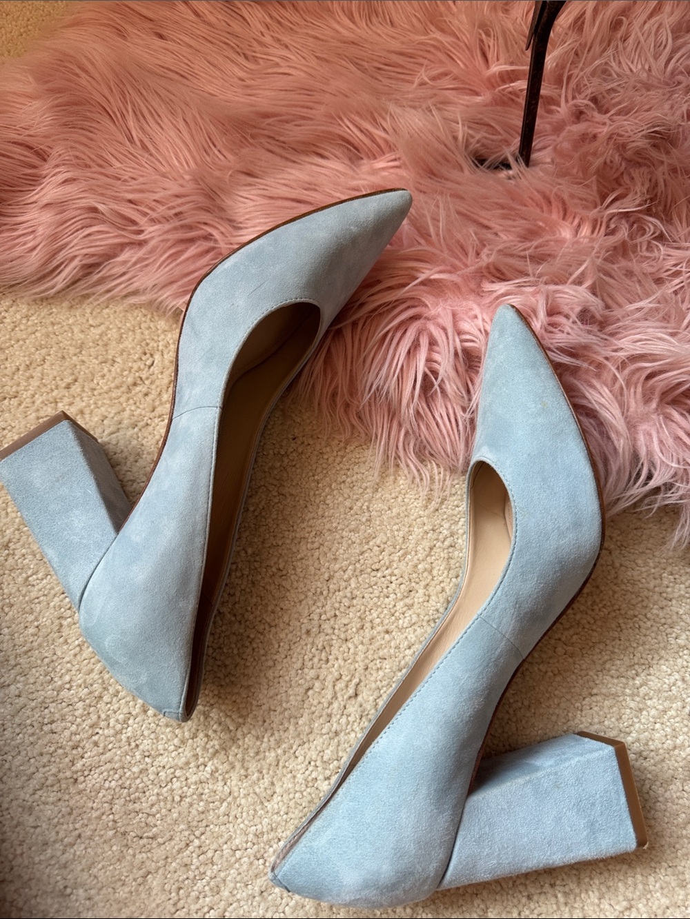 Marc Fisher Women's Light Blue Suede Pointed Toe Pump size 9.5 - Picture 8 of 10